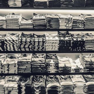 Waarom basics nooit mogen ontbreken in jouw kledingkast!
